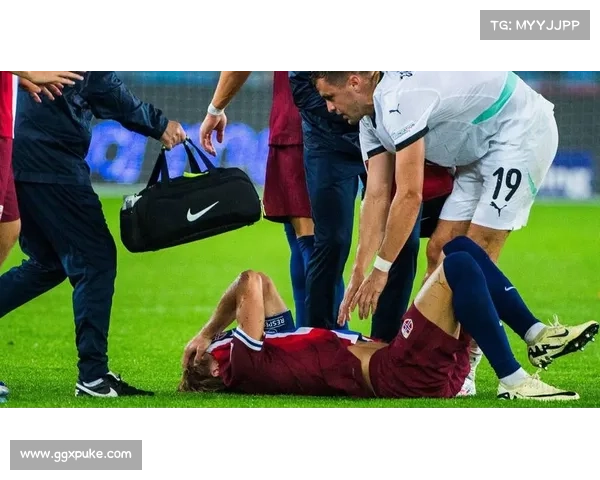 阿森纳的定位球威胁：萨卡与厄德高主罚角球时禁区内的多点包抄战术